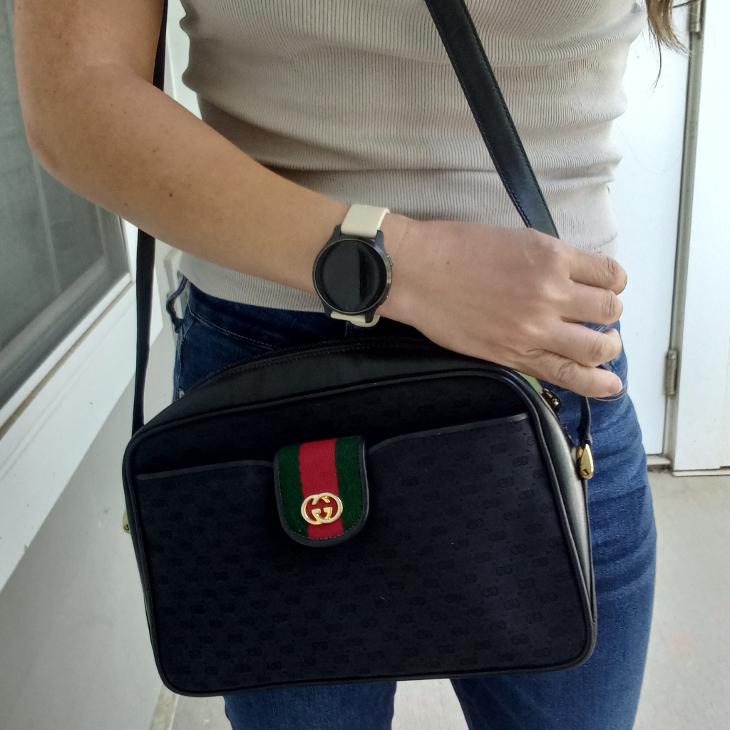 Authentic Vintage Gucci Gg Monogram Micro Guccissima Sherry Web Ophidia Clutch